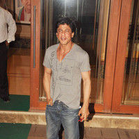 Shahrukh Khan - Celebs at Sanjay Dutt house pictures
